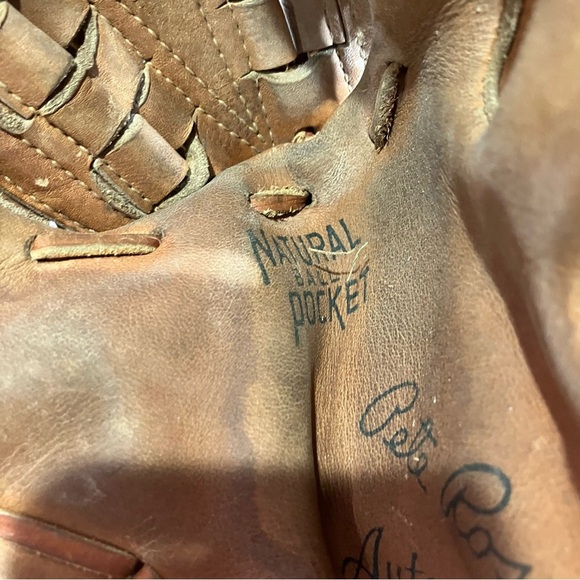 Vintage Baseball Glove by MacGregor. Pete Rose autograph model - Picture 7 of 7